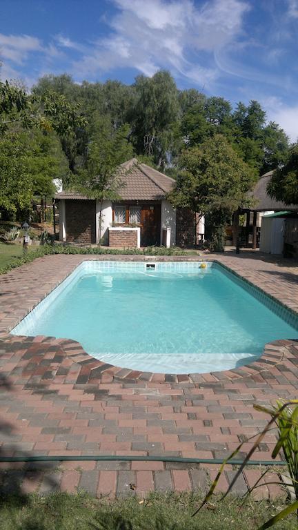 Oasis Shanti Backpackers Oudtshoorn Chambre photo