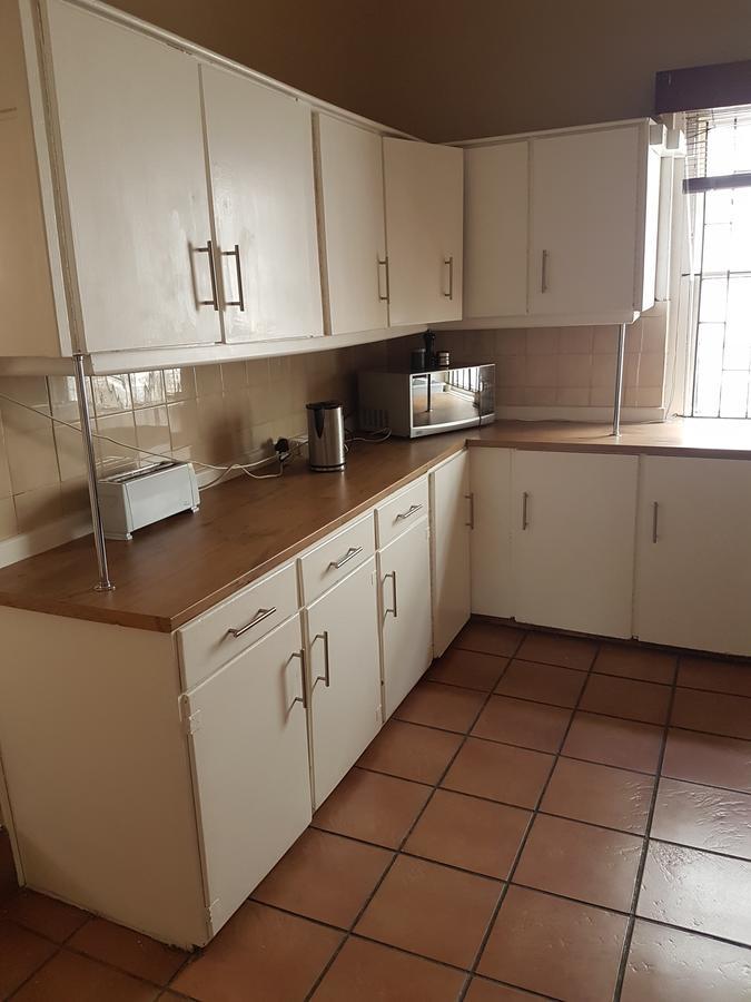 Oasis Shanti Backpackers Oudtshoorn Extérieur photo