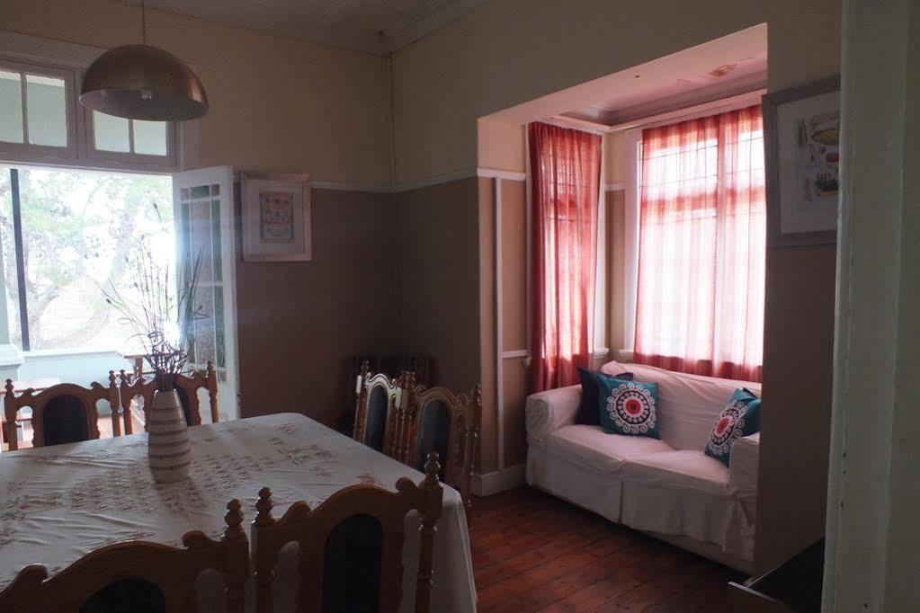 Oasis Shanti Backpackers Oudtshoorn Extérieur photo